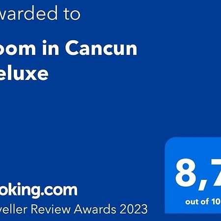 Room In Cancun Stadium Exterior photo