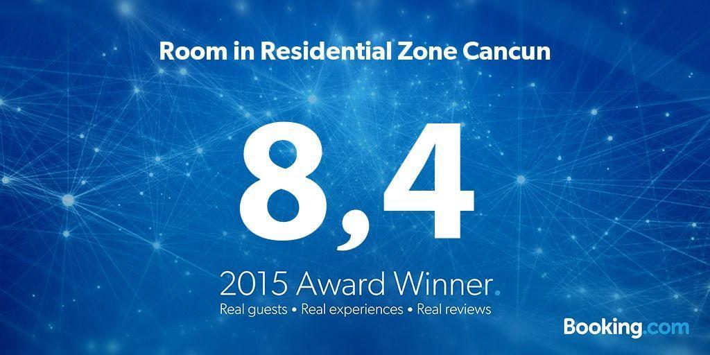 Room In Cancun Stadium Exterior photo