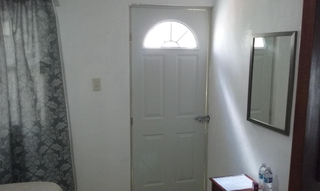 Room In Cancun Stadium Exterior photo