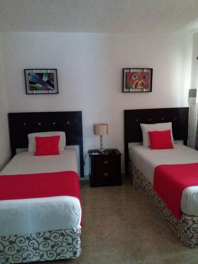 Room In Cancun Stadium Exterior photo